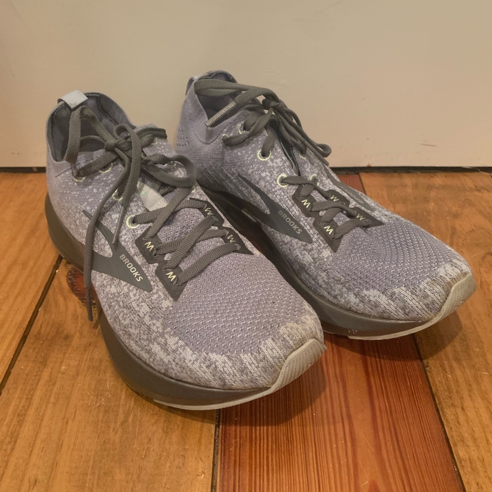 Brooks Levitate 3 shoes